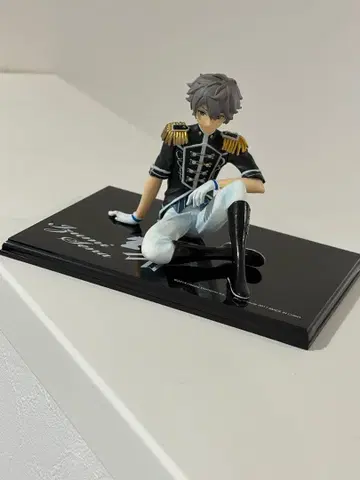 앙스타 파르메이트 세나 이즈미 피규어