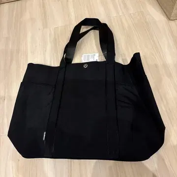 lululemon 데일리 멀티 포켓 토트백 블랙 20리터