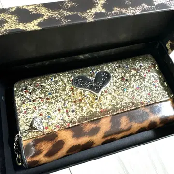 싱그비 레오파드 무늬 장지갑