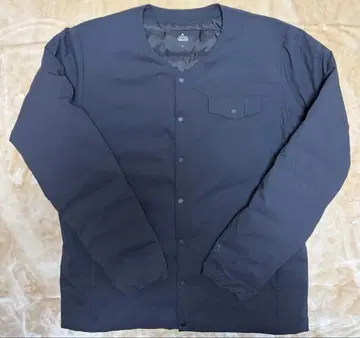 상태 좋음 타라스부르바 다운 가디건 XL 블랙