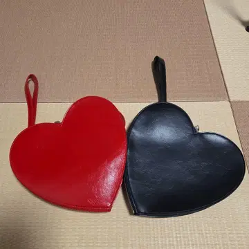 kakatoo/카카투 글로시 하트 클러치 숄더백 (레드 블랙)