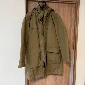 에디 바우어 카키 후드 부착 롱 코트