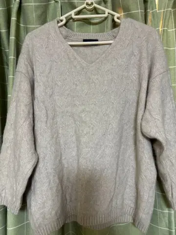 SHIPS 그레이 V넥 케이블 니트