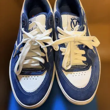 VANS 네이비/화이트 스케이트 보드화