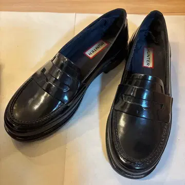 HUNTER 블랙 로퍼