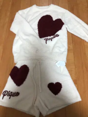 젤라토피케 룸웨어 세트