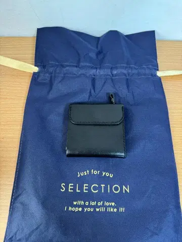 새상품급 HERZ 라이트 월렛 WS-1 블랙 이단 접이식 지갑