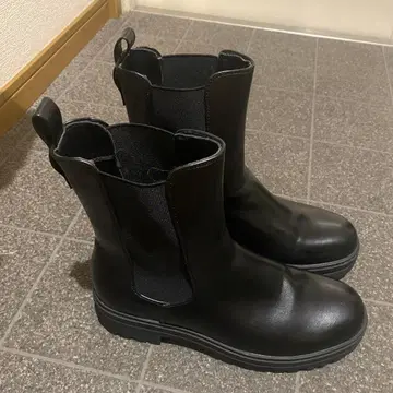 사이드 고어 부츠 통굽 블랙