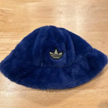 adidas 퍼 버킷햇 블루
