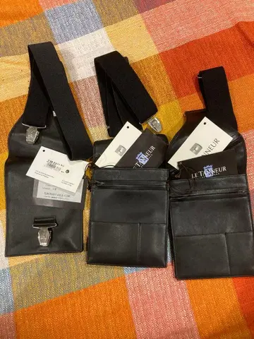 LE TANNEUR 블랙 숄더백