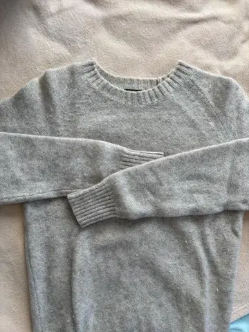 [ UNIQLO ] 크루넥 스웨터