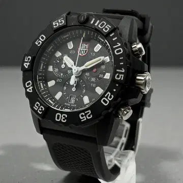 새상품급 루미녹스 3850 네이비 씰즈 손목시계 블랙 크로노 작동