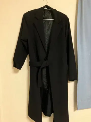 Lui's 체스터 코트 블랙