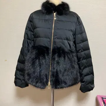 이번 시즌 신상 바니스뉴욕 인조 모피 다운 절개 하프 코트