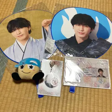 WEST. 후지이 류세이 부채 걸이