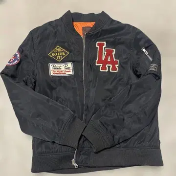 PRIVATE POSE 자수 MA-1 자켓