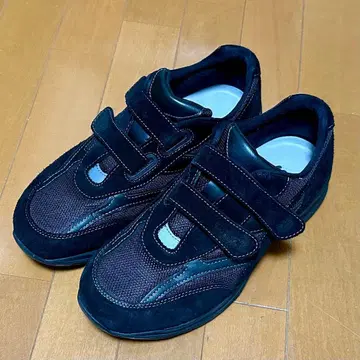 SAS 스니커즈 27.5cm Medium