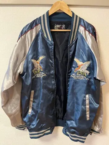 자수 독수리 디자인 스카잔