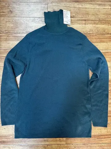 무인양품 세탁 가능한 울 리브 터틀넥 스웨터 미사용 새상품