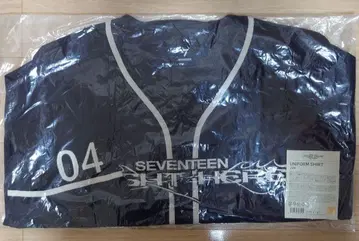 SEVENTEEN RIGHT HERE 유니폼 준