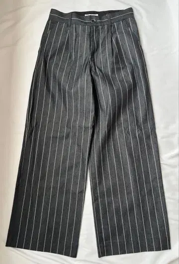 새상품급 ADRER 그레이 스트라이프 와이드 팬츠