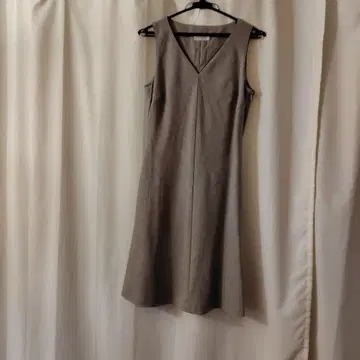 tehen 슬리브리스 V넥 원피스 그레이