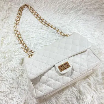 잡화 박스 체인 숄더백 화이트 화이트 골드 금장 장식