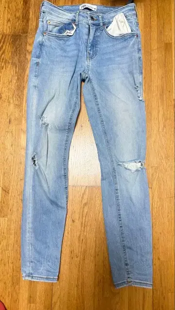 ZARA 라이트 블루 데미지 스키니 청바지