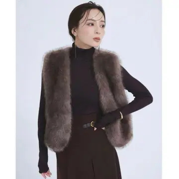 [새상품급 1회 착용만] anuans 숏 퍼 베스트 차콜 브라운