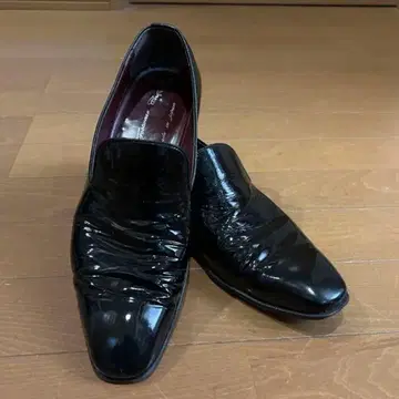 블랙 가죽 슬립온 드레스 슈즈