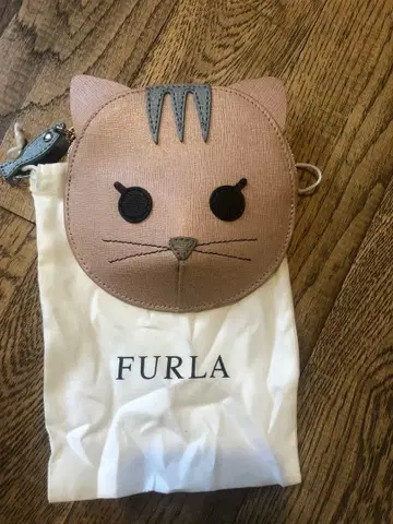 FURLA 고양이 코인 케이스