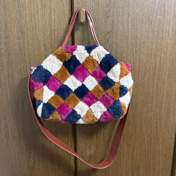 릴리 브라운 컬러 블록 에코 퍼 백