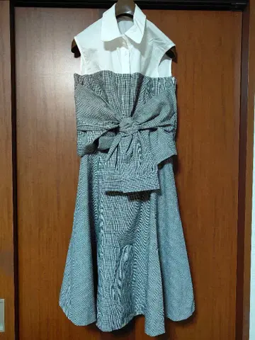 슬리브리스 미디 스커트 M 사이즈