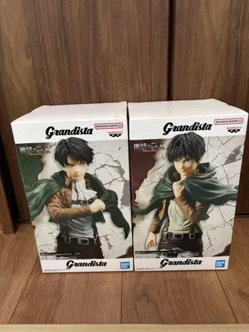 Grandista 진격의 거인 피규어 2체 세트