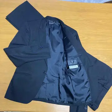 VANQUISH 블랙 수트