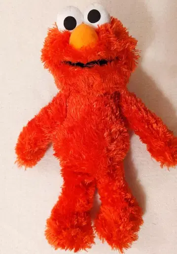 싱가포르 유니버셜 엘모 봉제 인형