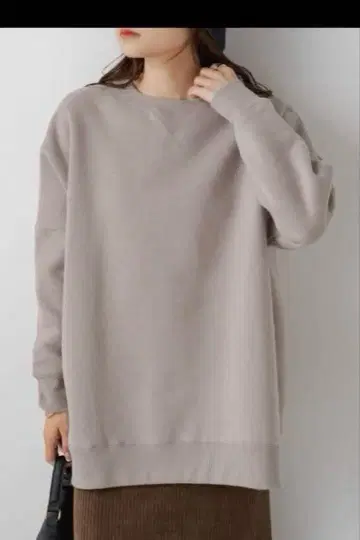 [퓨어세신] 오버 사이즈 그레이쉬 베이지 맨투맨