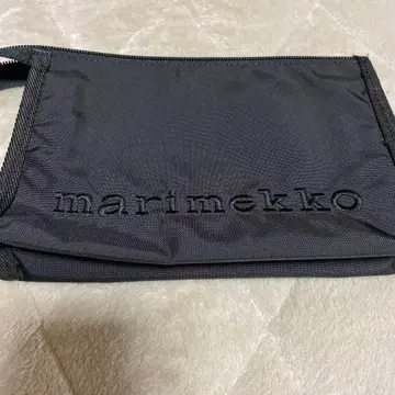 marimekko 블랙 나일론 파우치