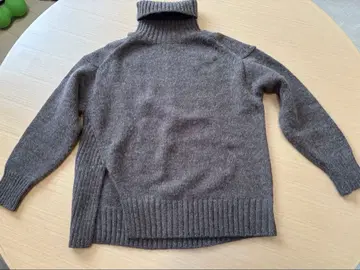 쉽스 사이드 슬릿 터틀넥 니트 브라운 알파카 혼방 S 사이즈