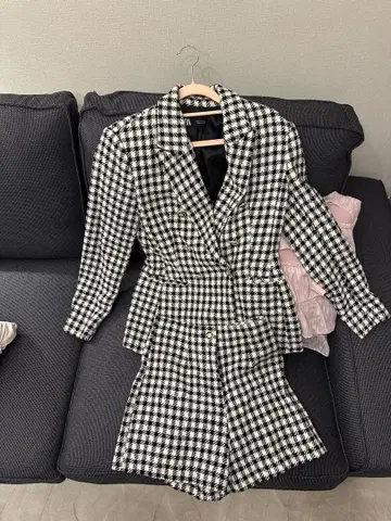 체크 무늬 블레이저 & 숏팬츠 세트
