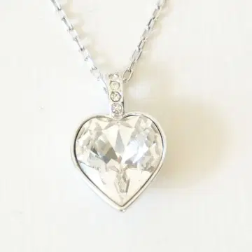 [ 새상품급 ] 스와로브스키 Agree 하트 펜던트