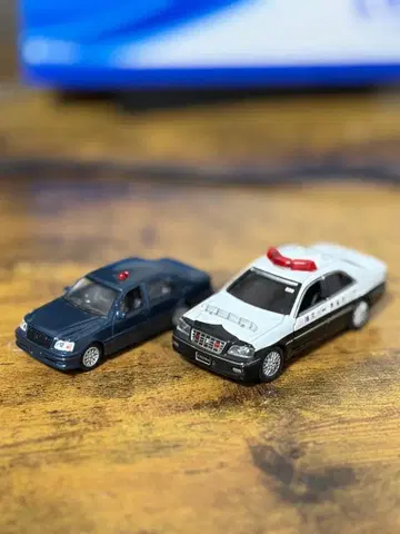 17 크라운 순찰차 미니카 2대 세트