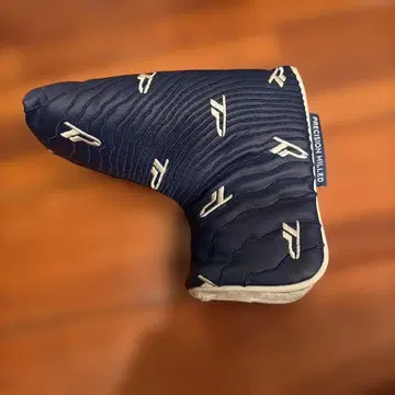 TaylorMade 퍼터 커버 네이비