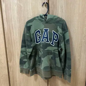 GAP 카모 패턴 후드 부착 후드티