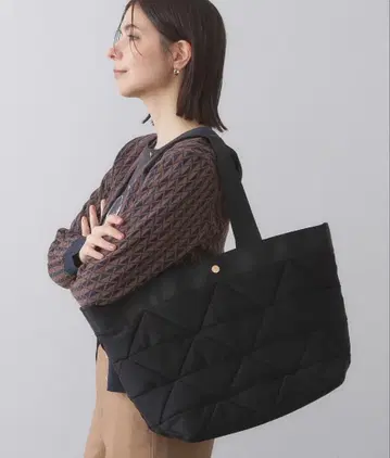 OPAQUE.CLIP 트라이앵글 빅 토트백