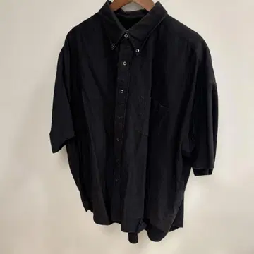 Graphpepar 그라프 페이퍼 셔츠