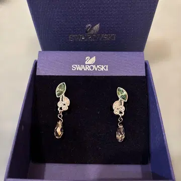 Swarovski 드롭 귀찌 그린