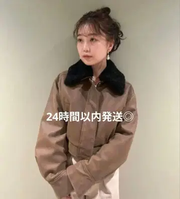 [ 미사용 새상품급 ] LILY BROWN 숏 기장 가죽 블루종