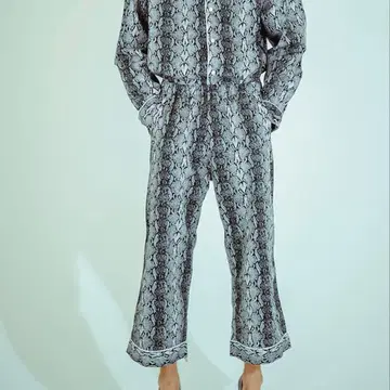 el conductorH 파이썬 파자마 팬츠 20SS