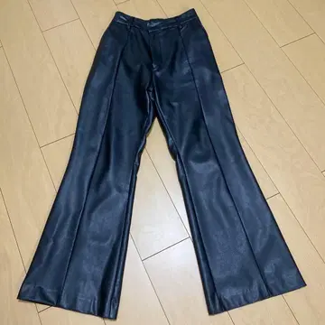 NOID. 합성 가죽 플레어 트라우저 팬츠